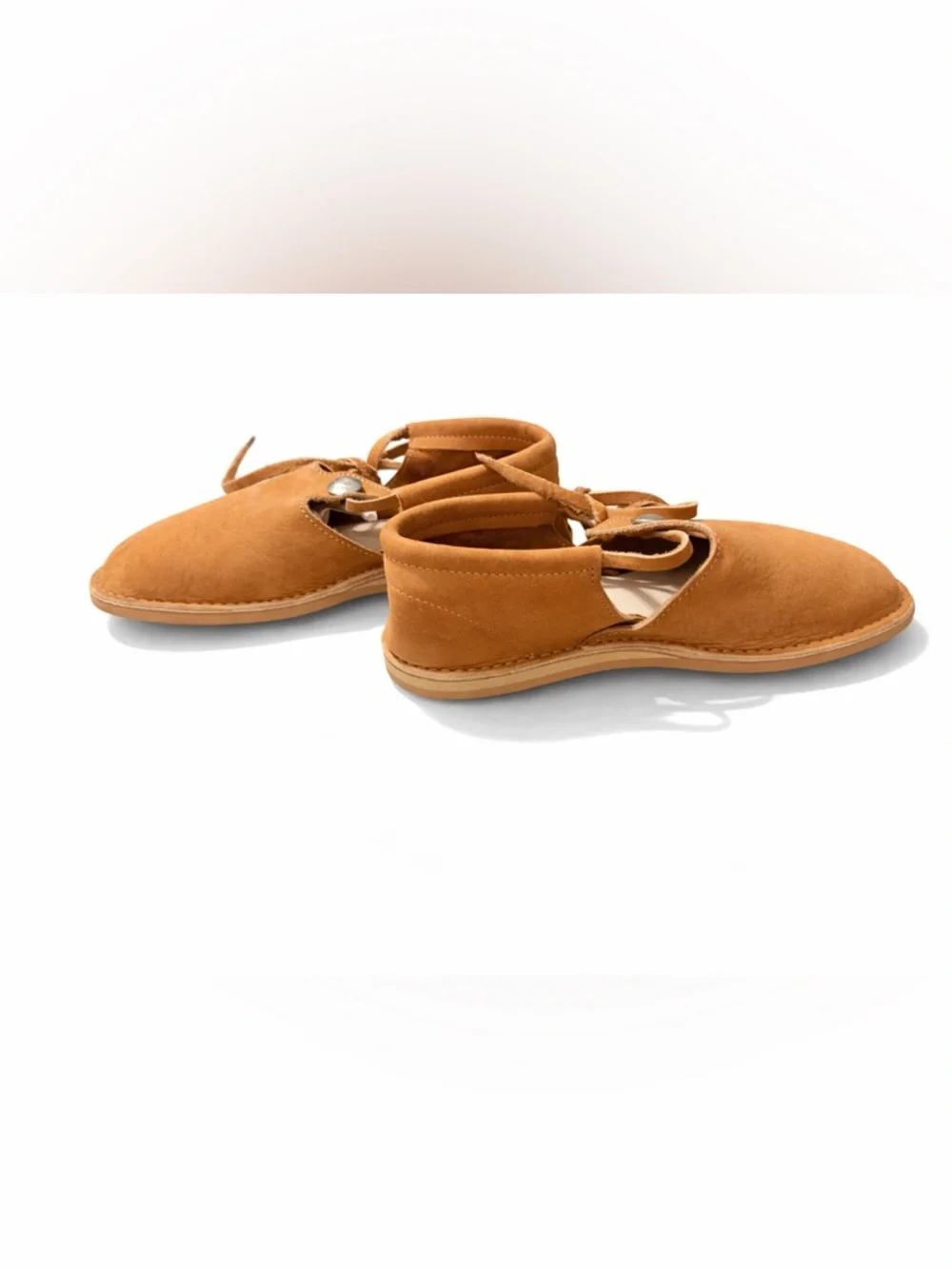BEAUTIFUL! Wild Soles Suede Leather Moccasin Shoe w/Buffalo Head Nickel Button - Picture 2 of 9